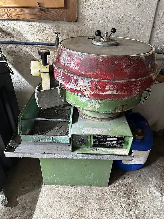 Smerigliatrici & Lucidatrici: Vibrations-Gleitschleifmaschine "Polyfinish" – Usato da Bellach venduto da ret_bs5k 2