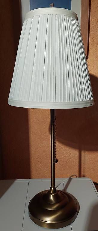 Lampes: Tischständerlampe klassisch – Neuf (Voir description) à Oberwangen b. Bern par mfmr 3