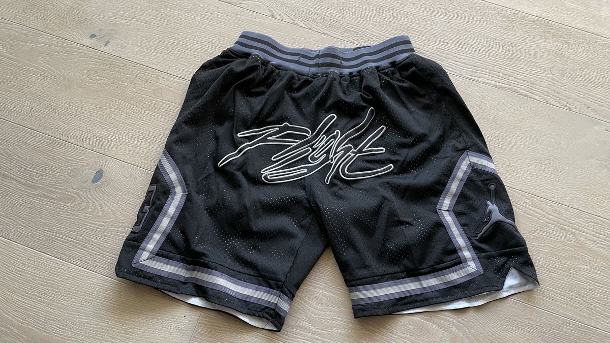 Pantaloni: Flight Shorts – Nuovo (secondo la descrizione) da Stetten AG venduto da onu_cy9v