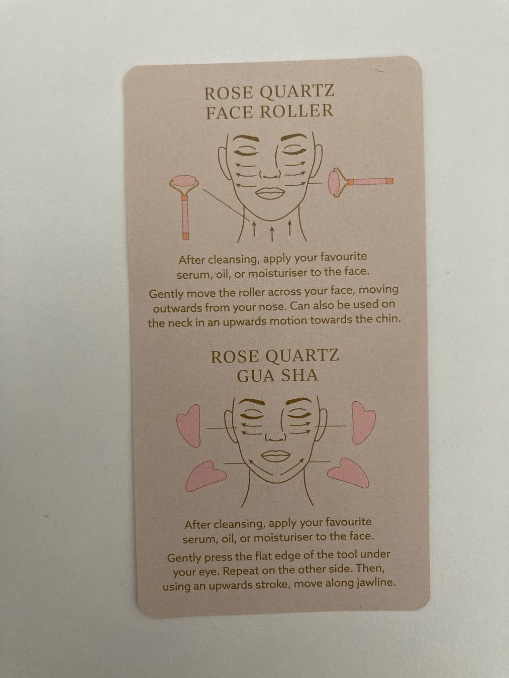 Cura del viso: Face Roller & Gua Cha / Wellness Collection / Rose Quartz – Nuovo e nell'imballaggio originale da Genthod venduto da daz_world 3
