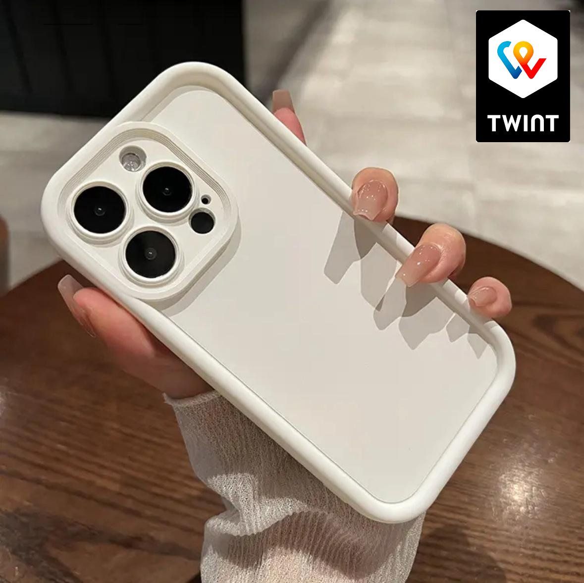 Cover & Protezioni schermo: iPhone 12 Pro Max Silicon Case White – Nuovo e nell'imballaggio originale da Zürich venduto da swiss.tech