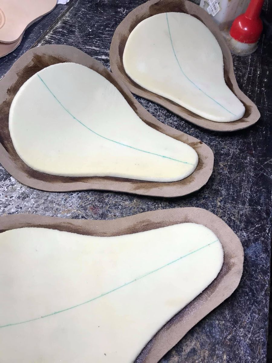 Tutti i ricambio per moto: Leder Solo Sitz Harley Davidson Skull neu – Nuovo e nell'imballaggio originale da Ostermundigen venduto da Coffin1 3