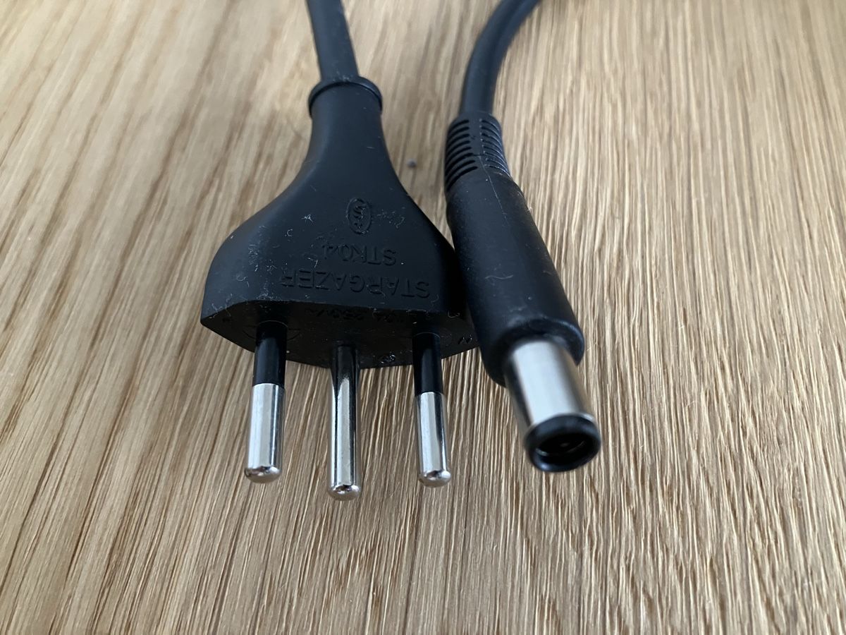 Dell Caricabatterie: Dell Laptop power supply – Nuovo (secondo la descrizione) da Emmen venduto da Kolbasavr 1