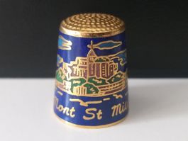 LE MONT ST MICHEL Dé à coudre