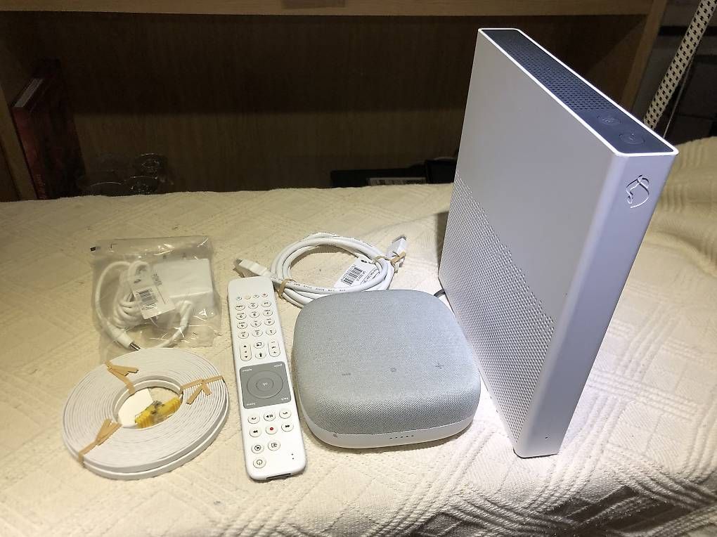 Modems & Router: Routeur et box Swisscom – Gebraucht aus Sullens von Diga47 2