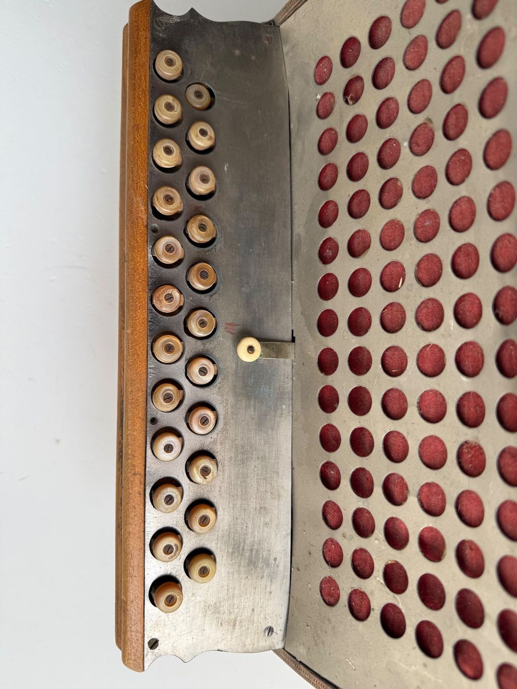 Strumenti musicali: Antikes Schweizerörgeli – Usato da Zwingen venduto da moje1 3