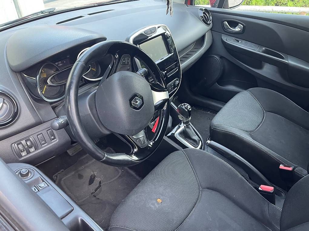 Renault Autos: Renault Clio – D'occasion à Lugano par Cbr840328 4