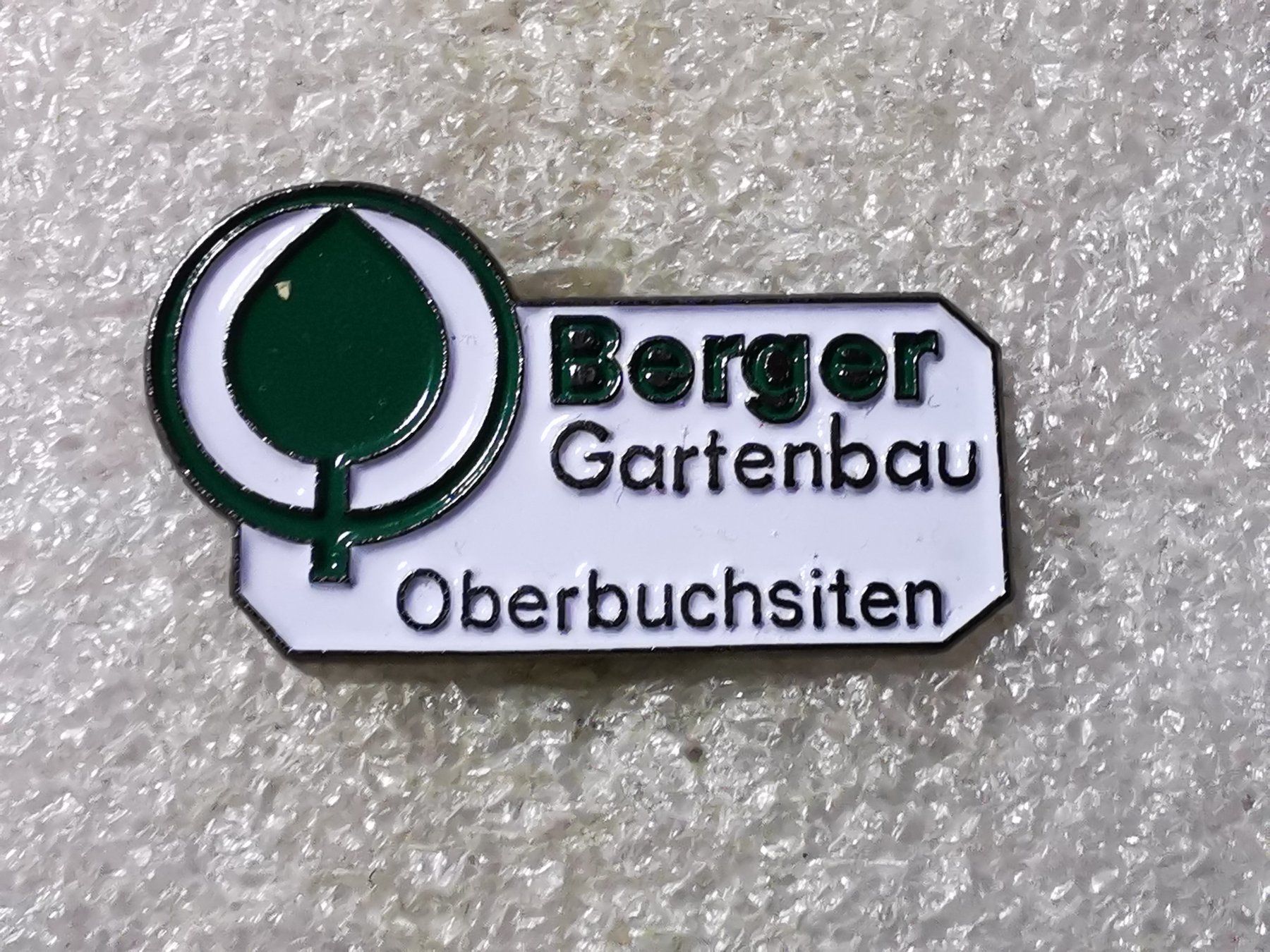 Placchette & Badge: Ansteckpin 79: Berger Gartenbau – Usato da Oppligen venduto da Pin-Fall-Shop