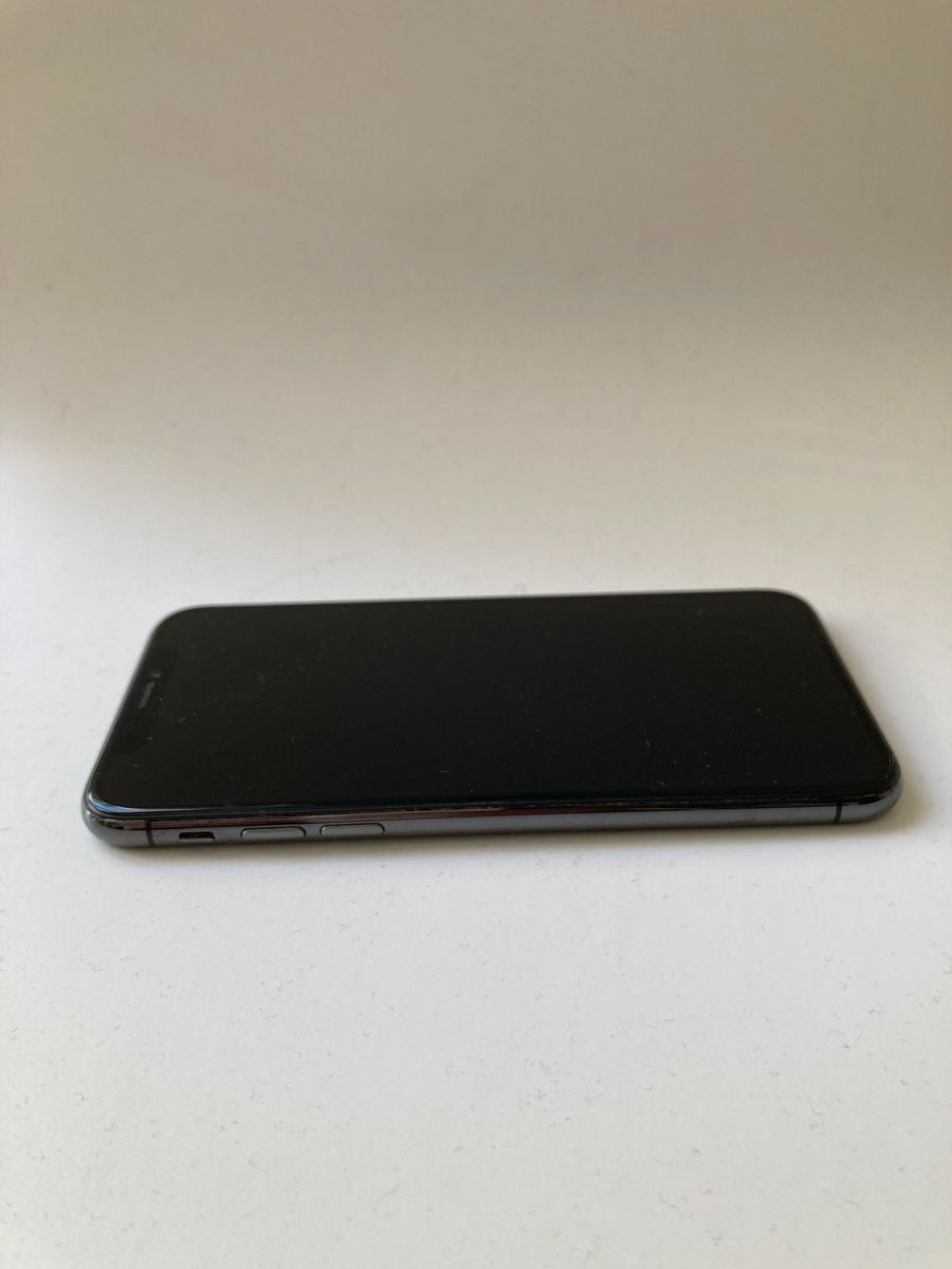 Apple Handys / Smartphones: iPhone XS - 256GB - Space Gray – Neu (gemäss Beschreibung) aus Prangins von TeeGeeBee 5