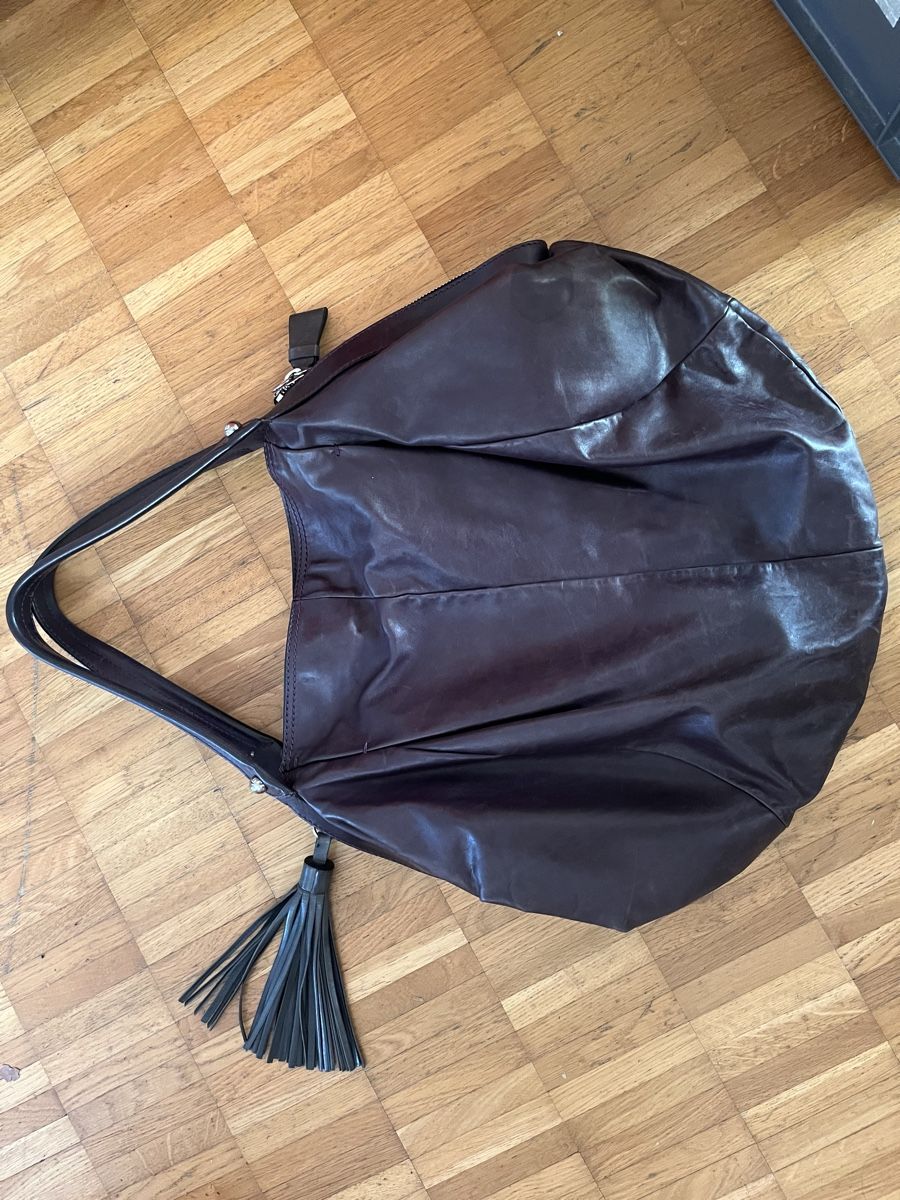 Sacs: Echtleder Tasche in dunklem Aubergine – D'occasion à Baden par blueanastasia 1