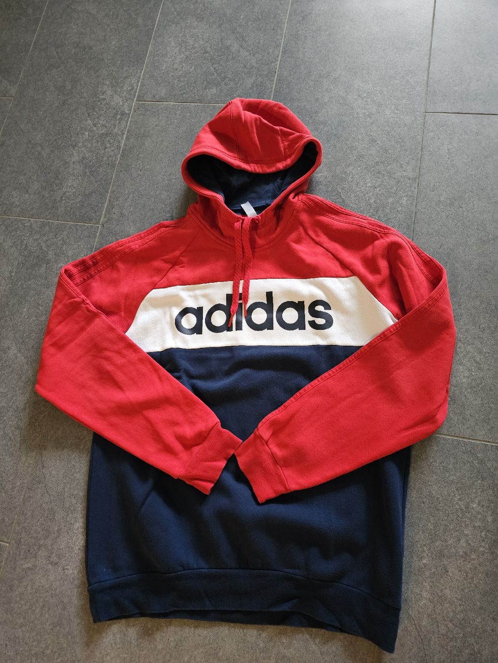 Maglioni & Felpe: Kinder- Adidas Pulli 176 – Usato da Altdorf UR venduto da Saba_1688
