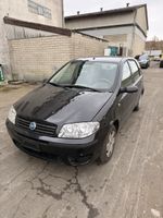 Fiat Punto zu Verkaufen, ab Platz!