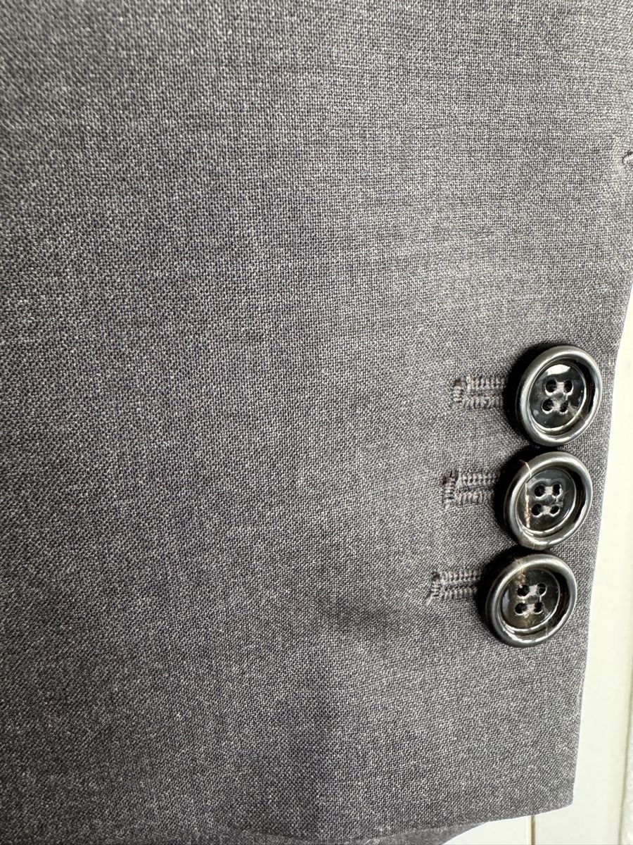 Prada Giacche: Prada blazer 100% Virgin wool, NEW – Nuovo (secondo la descrizione) da Dübendorf venduto da fra_h2bp 2