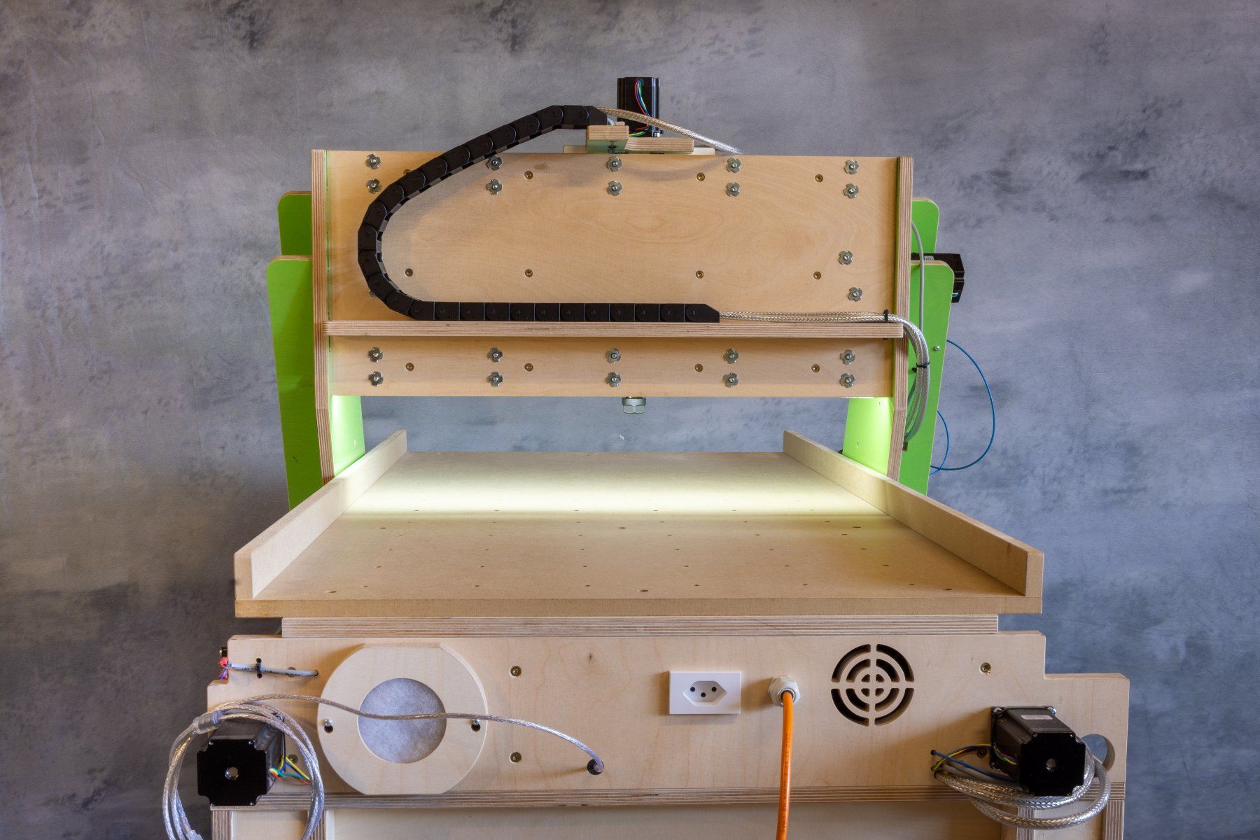Tutte le macchine: Sperrholzfräse CNC – Nuovo (secondo la descrizione) da Mosnang venduto da RaLa74 2