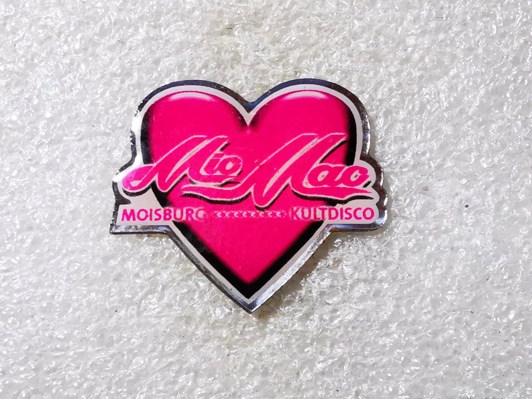 Placchette & Badge: Ansteckpin 85: Mo Mao – Usato da Oppligen venduto da Pin-Fall-Shop