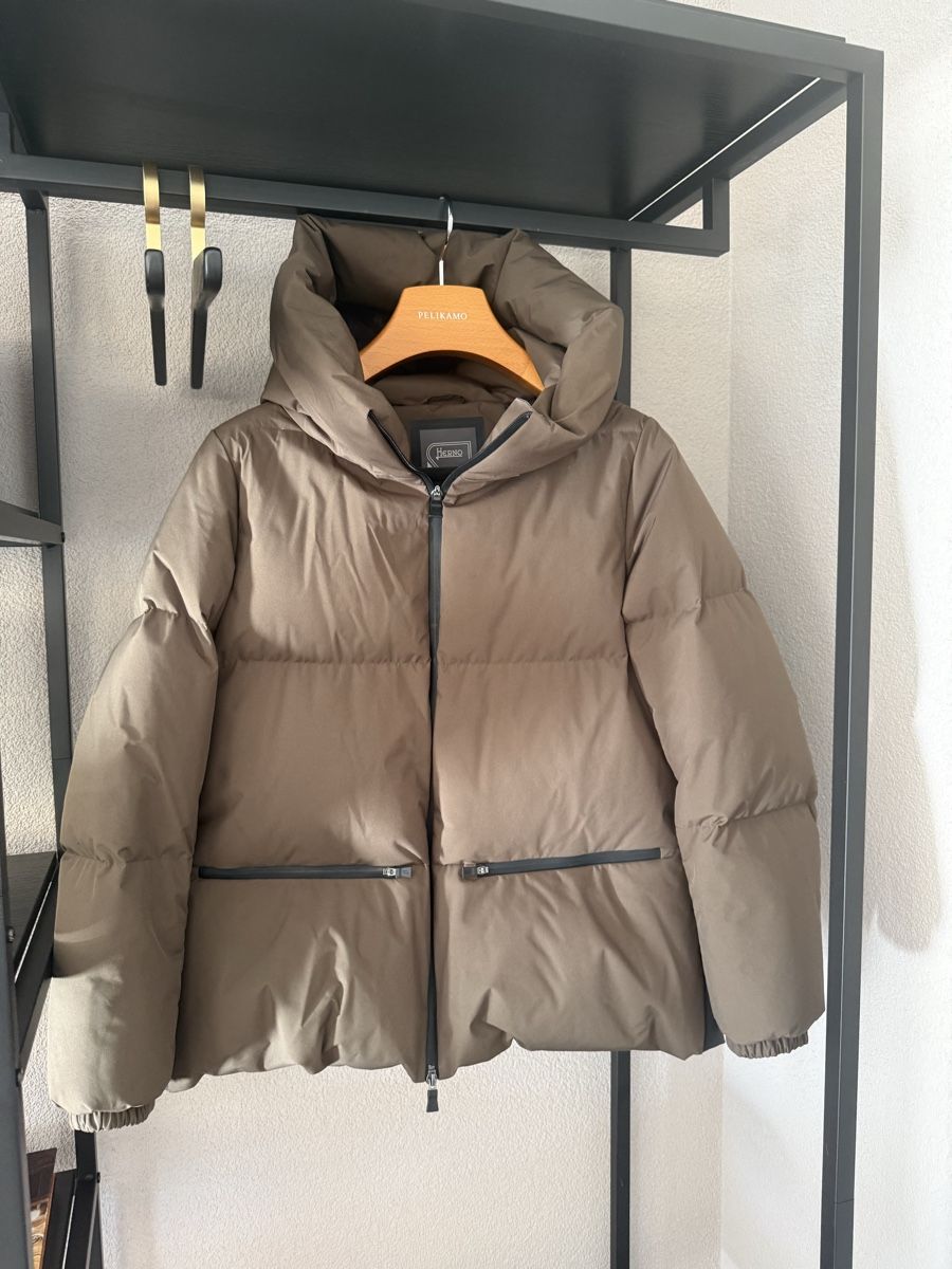 Herno Giacche: HERNO Winterjacke GORTEX Grösse 36 – Usato da Wettswil venduto da Harmony83