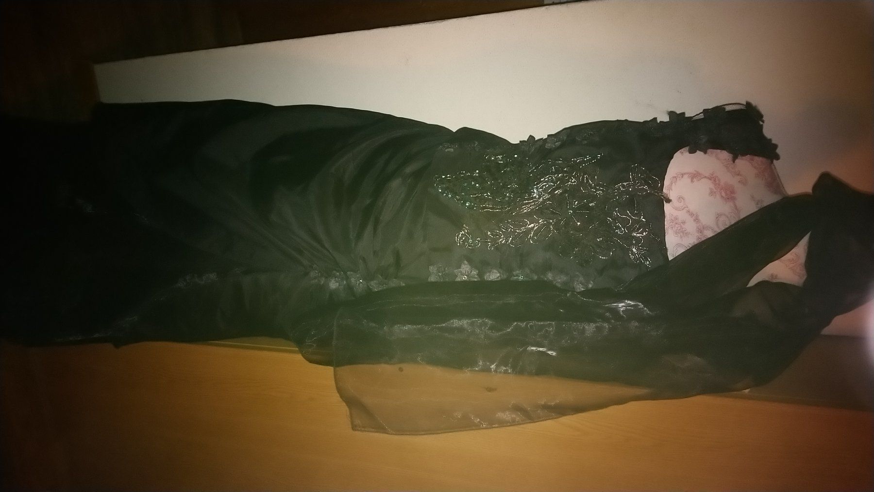 Robes: Abendkleid mit Schal gr. 38 – Neuf (Voir description) à Grossdietwil par GNOM313