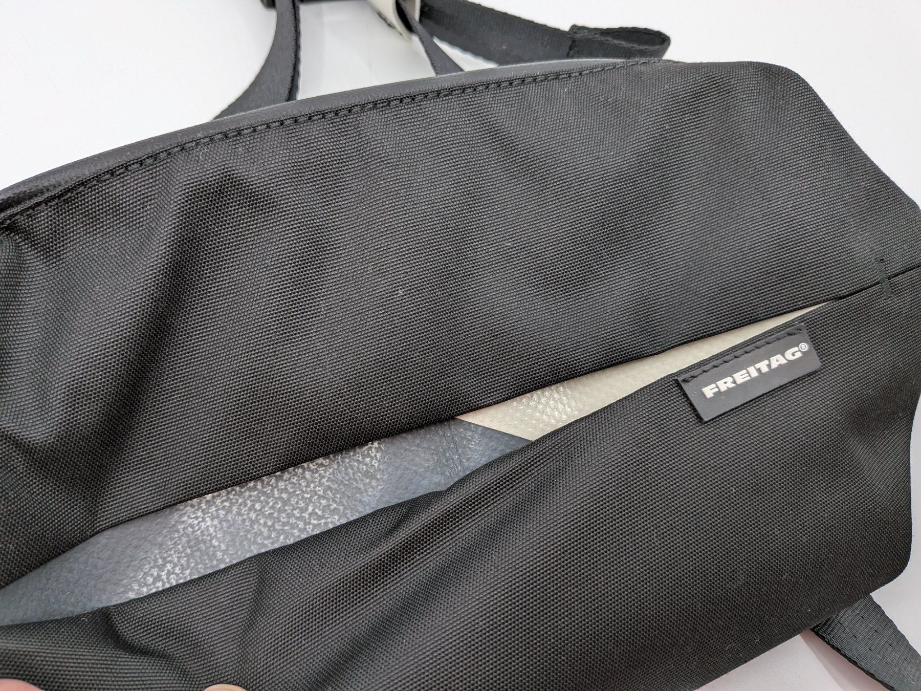 Freitag Borse: Freitag Gürteltasche – Usato da Emmen venduto da magelan 2