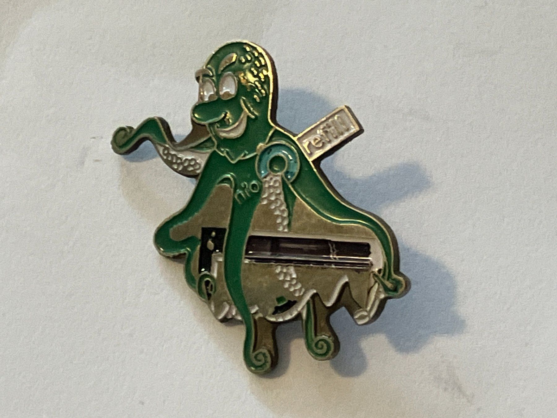 Plaquettes & Badges: 1 Pin Nio Refill – D'occasion à Basel par djwwpp