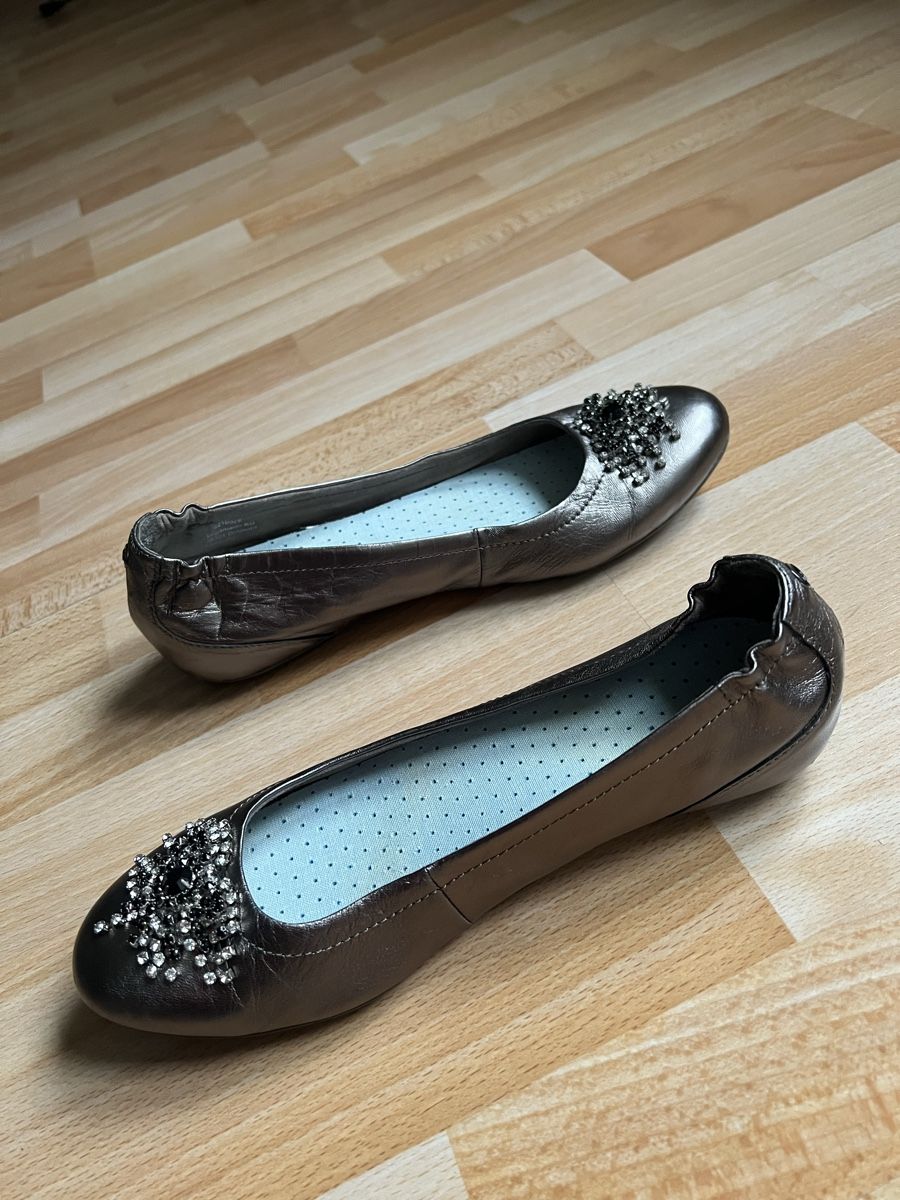 Tamaris Damenschuhe: Elegante Leredballarin Tamaris, Gr. 40 – Gebraucht aus Liebefeld von nat_h5l8 3