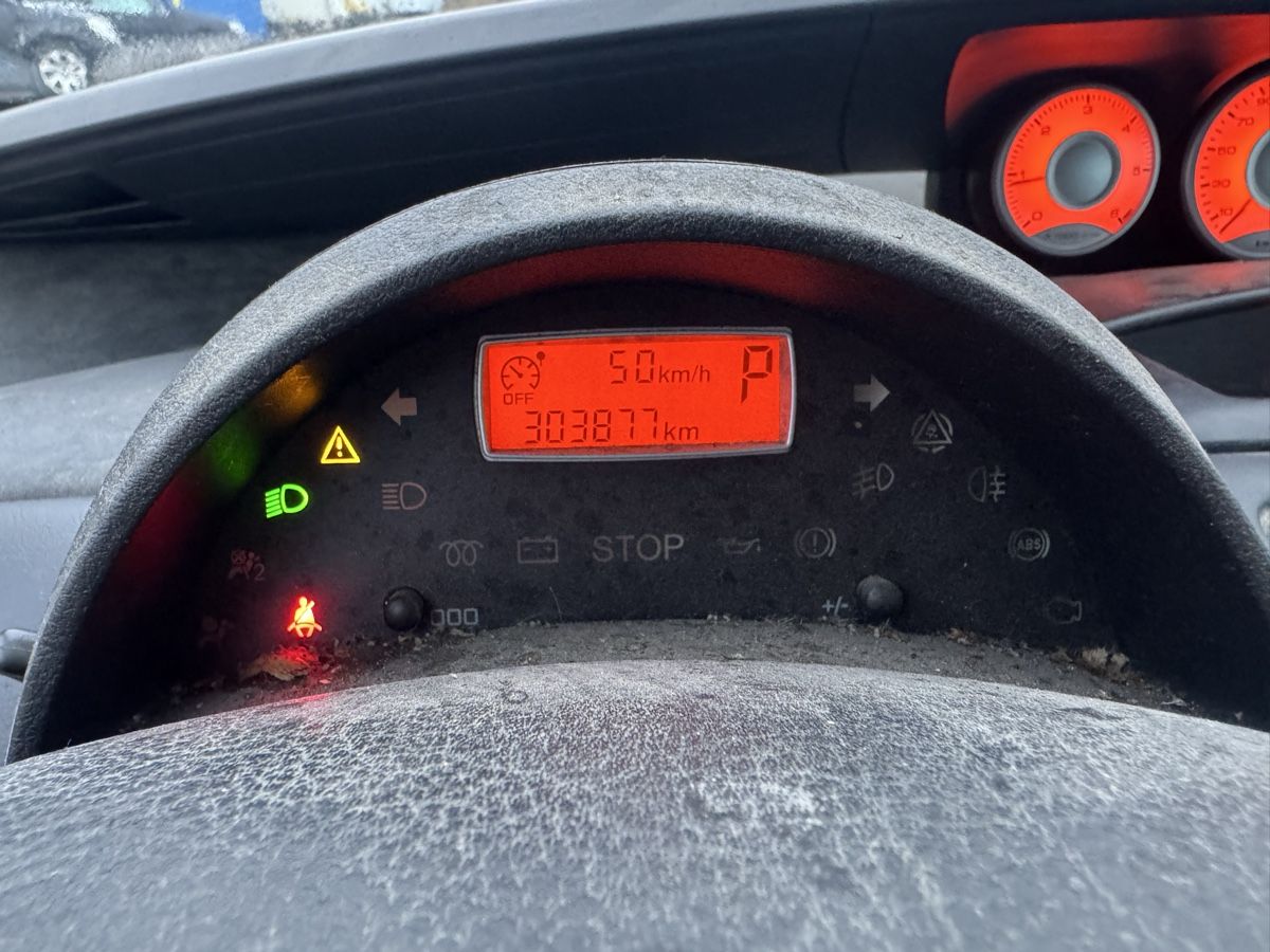 Peugeot Autos: Peugeot 807 2.2 Diesel Automatic 2010 – Gebraucht aus Mollis von BSL10 6