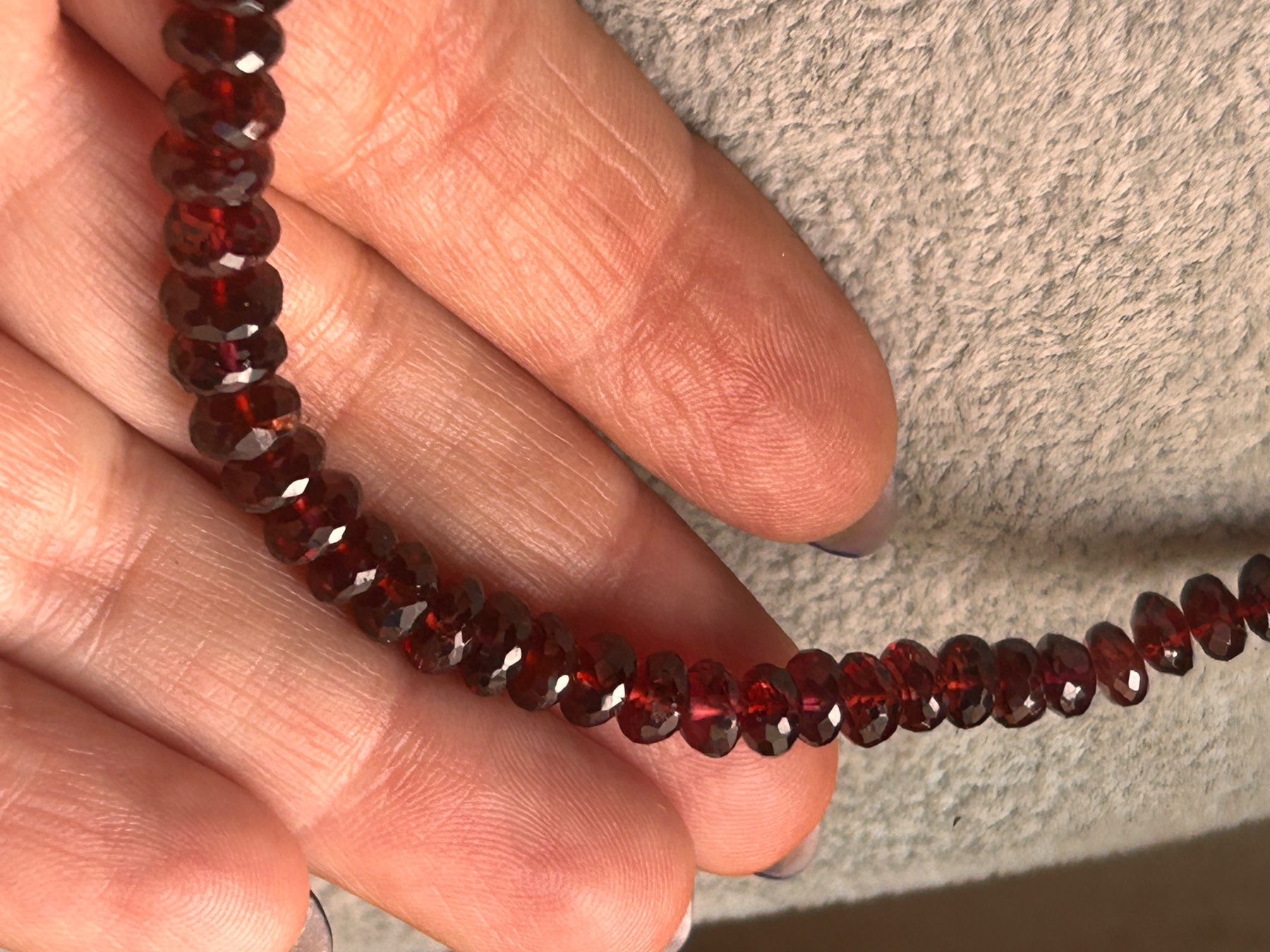 Catenine: Steinkette dunkelrot (45cm) – Usato da Basel venduto da bellespirit 5