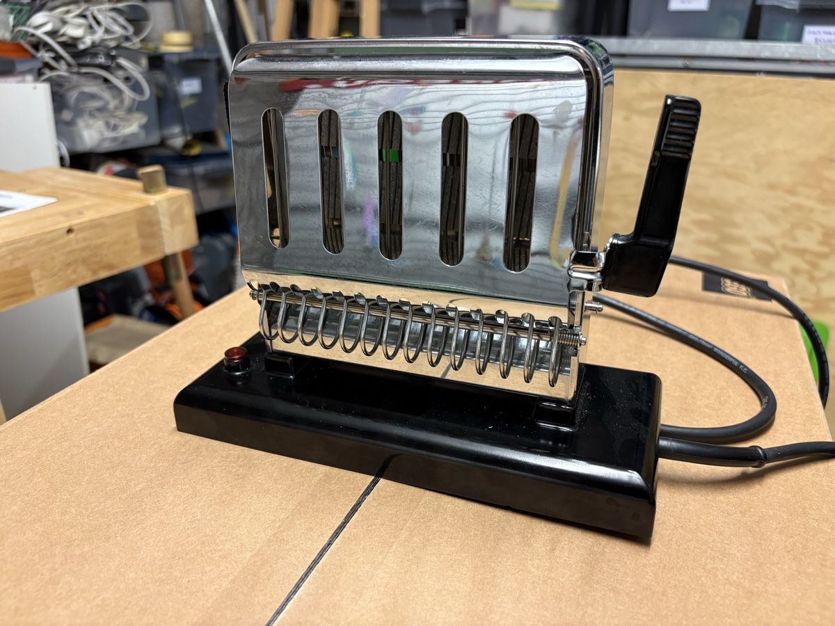 Jura Küchengeräte: Toaster Vintage, Jura, Typ 150 – Gebraucht aus Schönenwerd von Qn 1