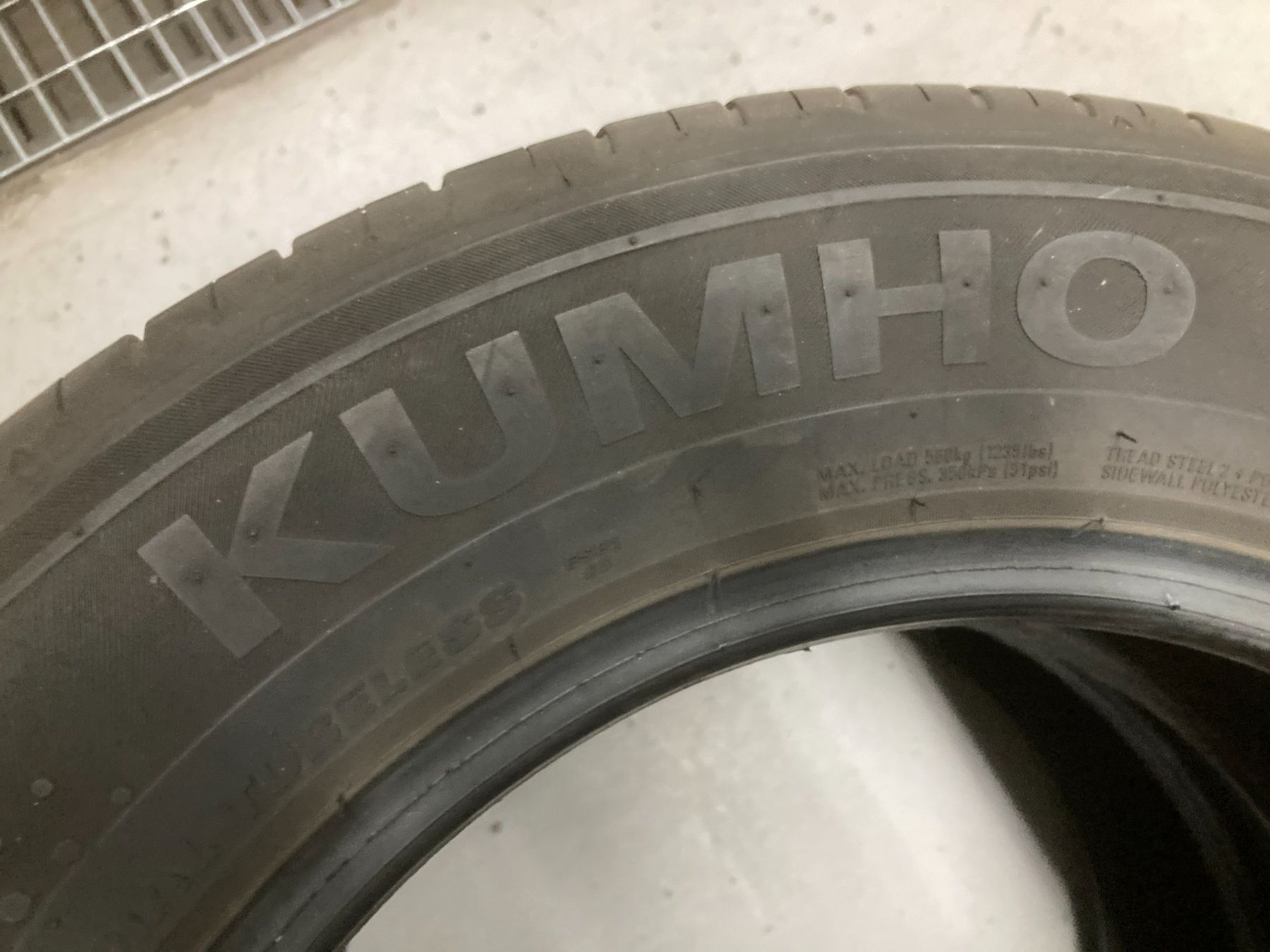 Michelin Pneumatici & Ruote complete: 185/65R15 Sommerpneu – Usato da Cham venduto da WB2223 1