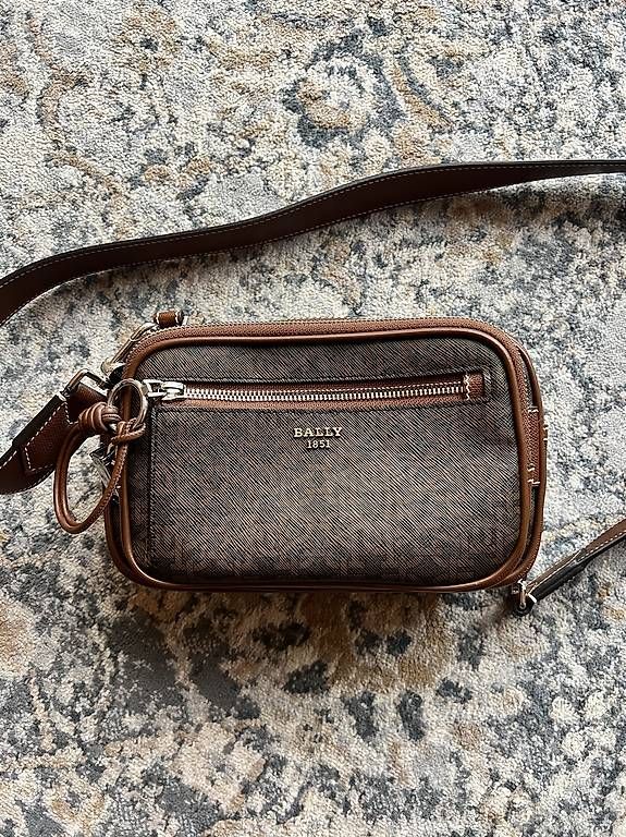 Borse da donna: Bally Crossbody Bag, Tasche – Usato da Ostermundigen venduto da Mattuca1 3