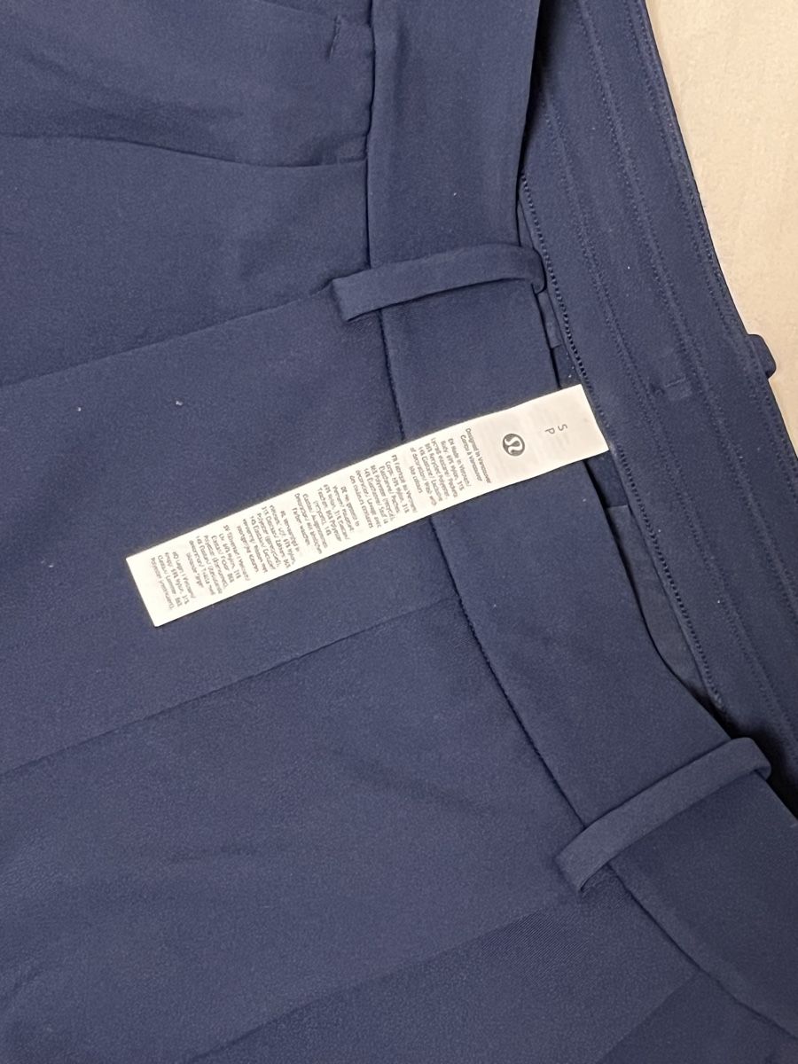 Lululemon Hosen: Neue Hose von Lululemon – Neu (gemäss Beschreibung) aus Zürich von sim_j8hh 2