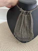 Art Deco collier avec pendentif cotte de mailles argentée
