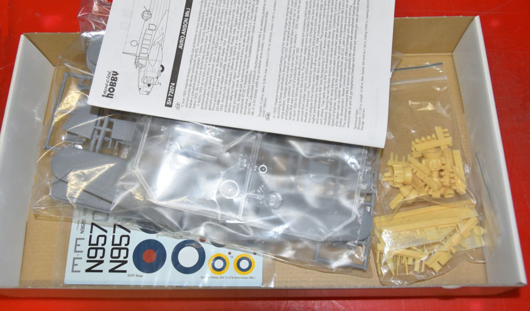 Kit di modellismo & Modellini statici: AVRO ANSON – Nuovo e nell'imballaggio originale da Liestal venduto da estreiter 1