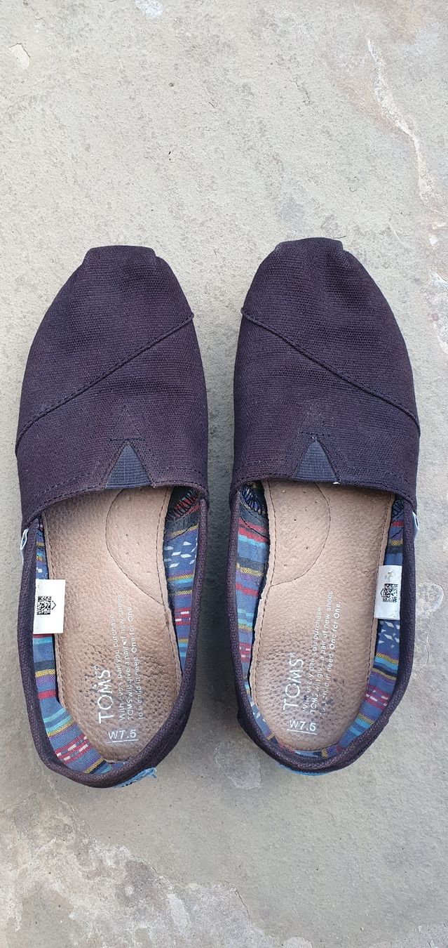 Chaussures femmes: Toms Damen Gr.38 – D'occasion à Hagendorn par happyclothing 1
