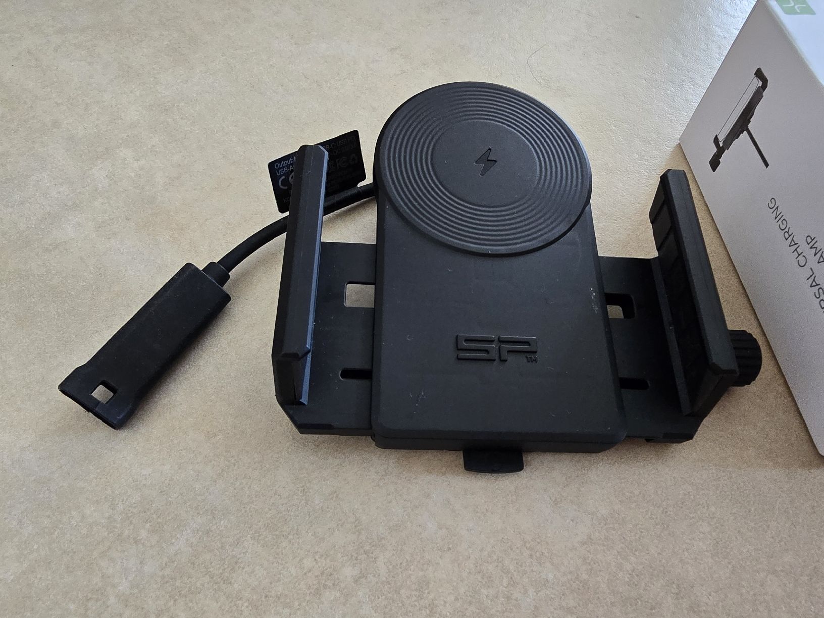 SP Connect Halterungen: Sp Connect Universal Charging Phone Clamp – Gebraucht aus Rickenbach b. Wil von VeryLovelyThings 1
