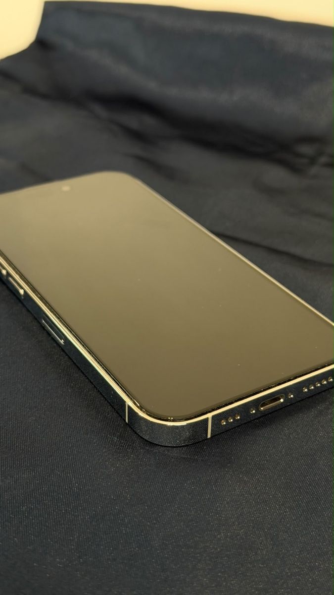 Apple Telefoni cellulari / Smartphones: iPhone 14 Pro – Usato da Dietlikon venduto da dav_6myr
