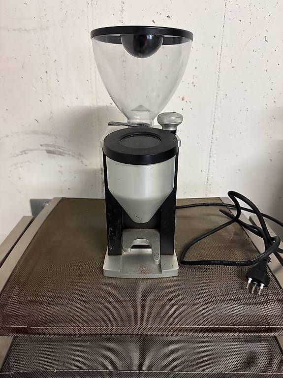 Macchine per caffè & Macchine per espresso: ECM- Siebträgermaschine plus Rocket Kaffemühle  – Usato da Uitikon Waldegg venduto da maxi99 1