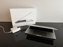 Apple MacBook Pro 13" 2017