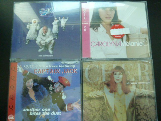 CDs: 55 CD-Singles (Pop) – Gebraucht aus Au ZH von sikoku