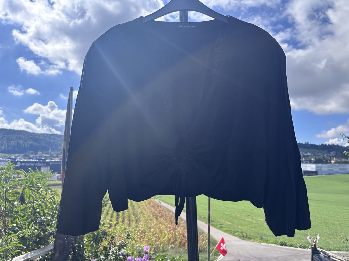 Bolero: Elena Grunert Bolero – Usato da Walterswil SO venduto da Sunshineyupi