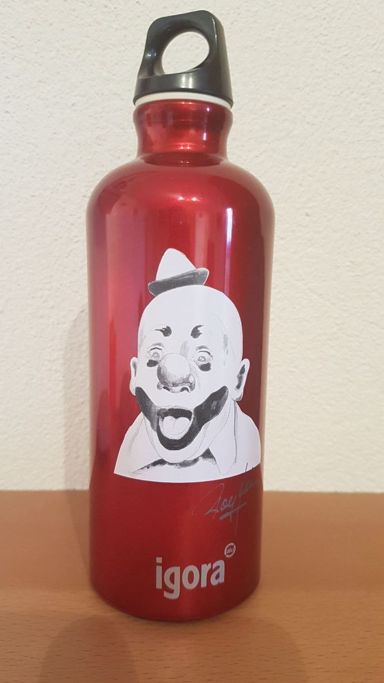 Sigg Borracce & Thermos: SIGG / Igora Trinkflasche / Rolf Knie – Nuovo (secondo la descrizione) da Lupfig venduto da micanopy