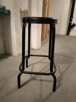 2 Barhocker aus Metall – Setpreis