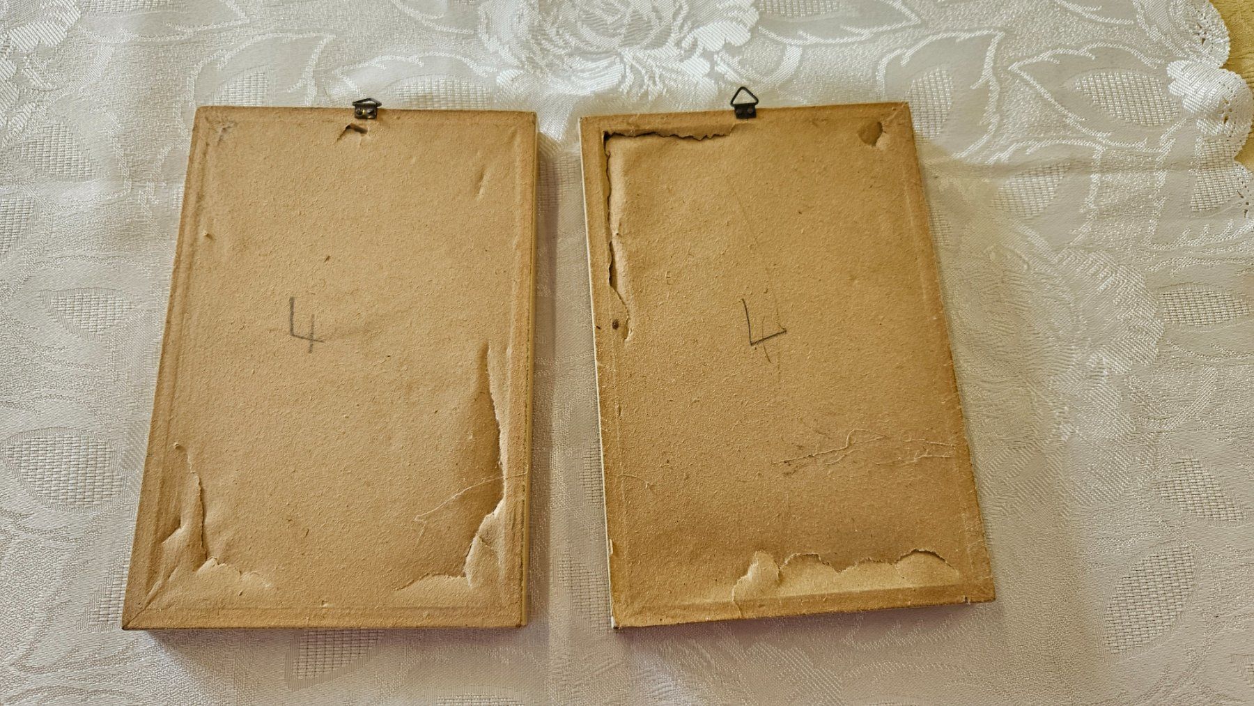Dipinti: 2 quadretti vintage con coppie – Usato da Melano venduto da H-Sara 1