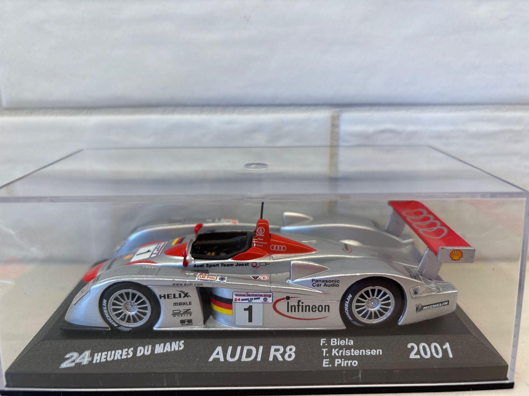 IXO Modellini d'auto: Ixo Audi R8 Le Mans 2001 – Nuovo (secondo la descrizione) da Gollion venduto da Hampton