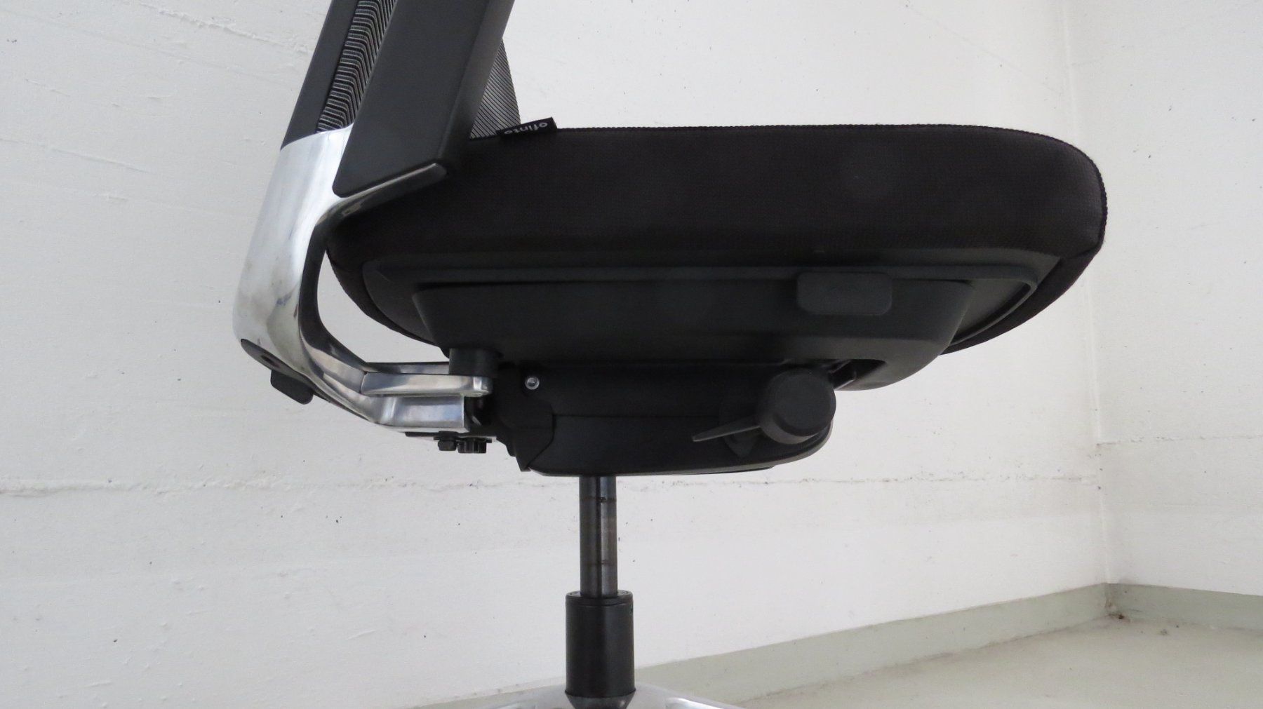 Sedie: Ofinto ergonomischer Bürostuhl – Usato da Glattbrugg venduto da Radio98 3