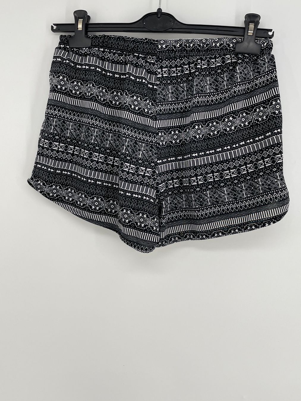 Pantaloni: Shorts Gr. M von Jean Pascale – Usato da Auenstein venduto da moin. 1