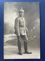 Alte Vintage Ansichtskarte, Offizier in Uniform