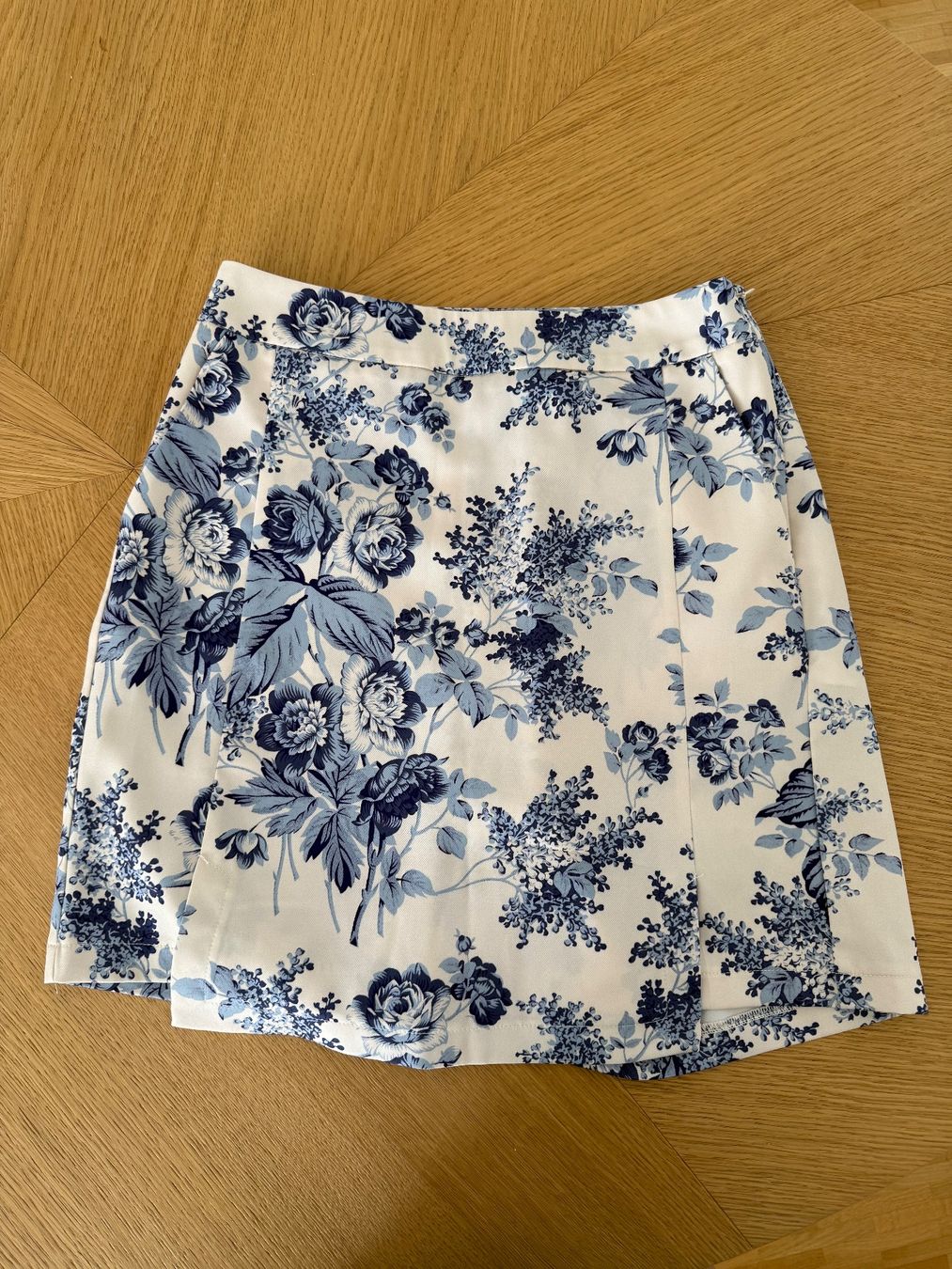 Vila Röcke: Rock - Vila Skort / Minirock, Gr. 34, NEU – Neu (gemäss Beschreibung) aus Zürich von mma_j8t6
