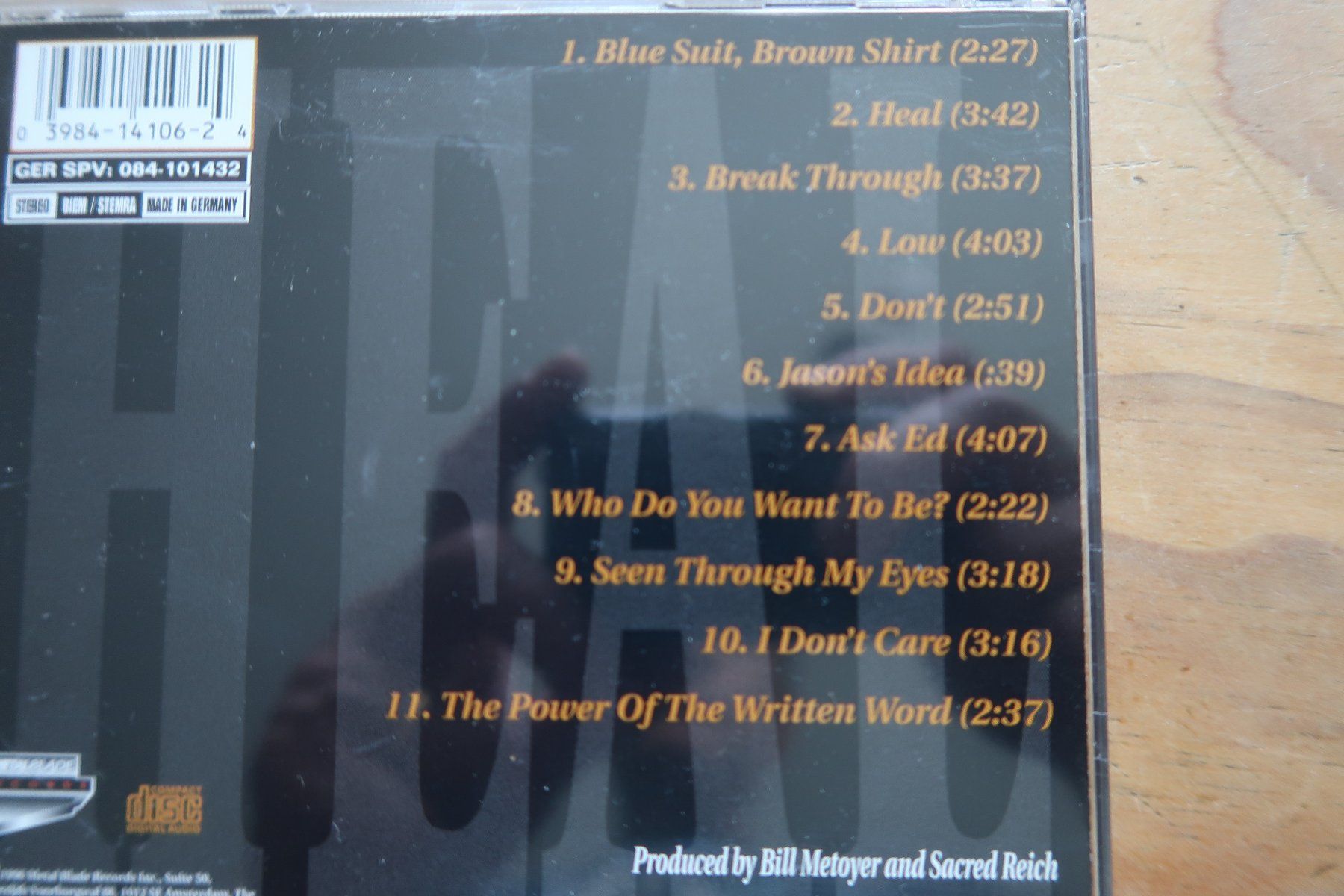 CDs: SACRED REICH - HEAL - CD – Gebraucht aus Basel von Patiscat 2