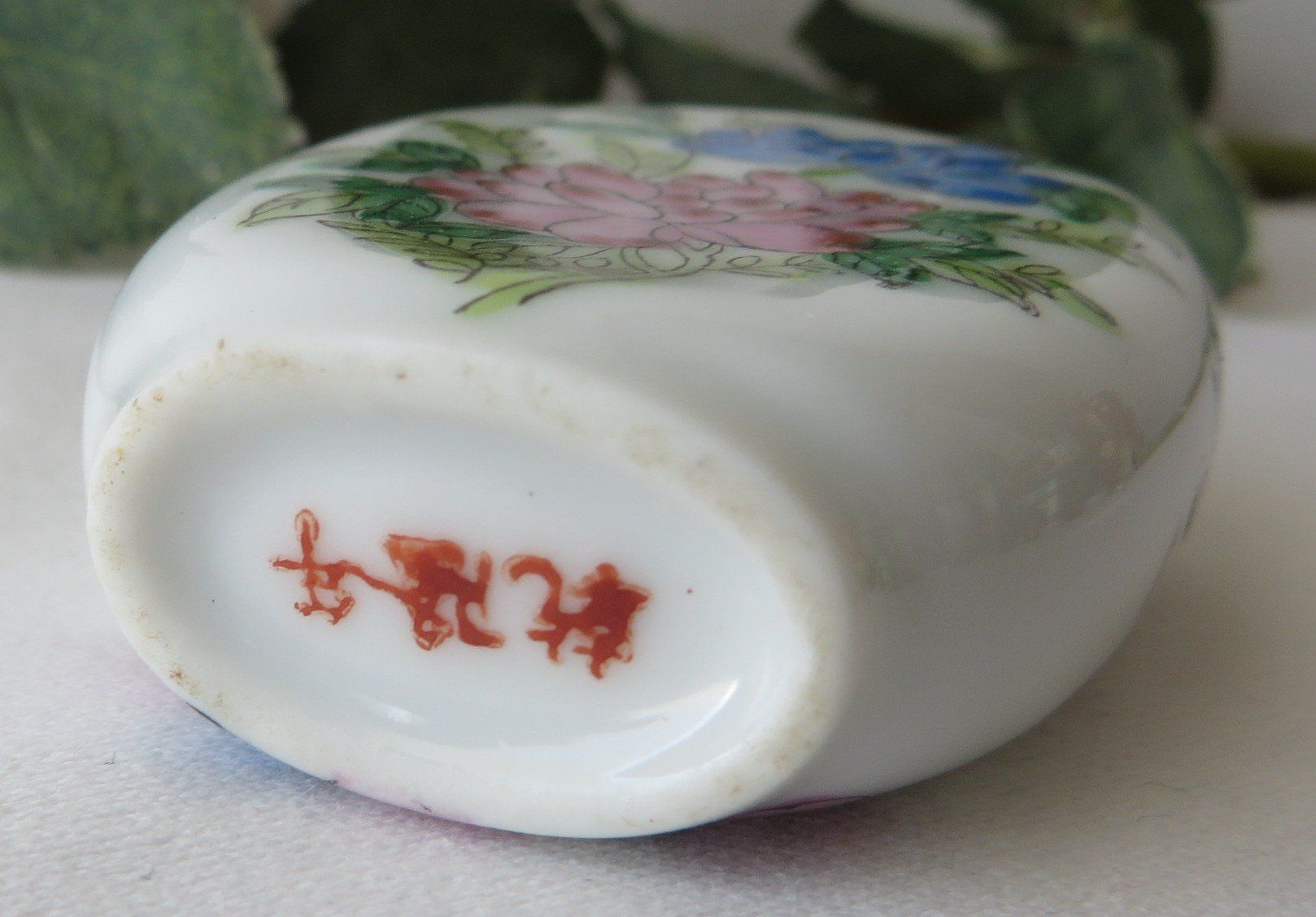 Flaconi: SIGNIERTE CHINESISCHE SNUFF BOTTLE, HANDBEMALT – Usato da Neuhausen am Rheinfall venduto da Arielle55 2