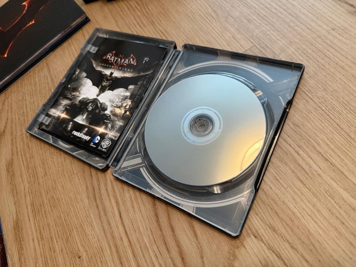 Sony Giochi: Batman Arkham Knight Collector Edition  – Nuovo (secondo la descrizione) da Wetzikon ZH venduto da Rap_vh2l 3